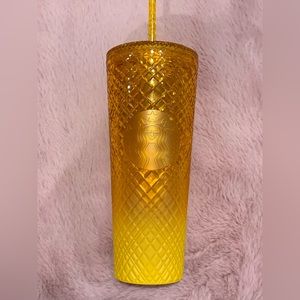 Starbuck mango ombré